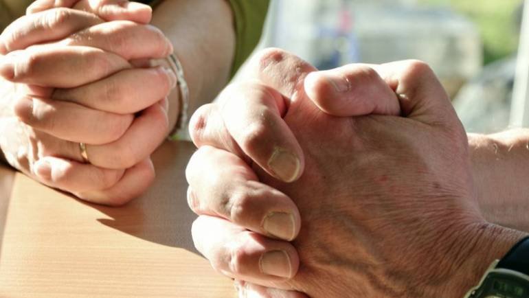 Betulkah Agama adalah Candu?